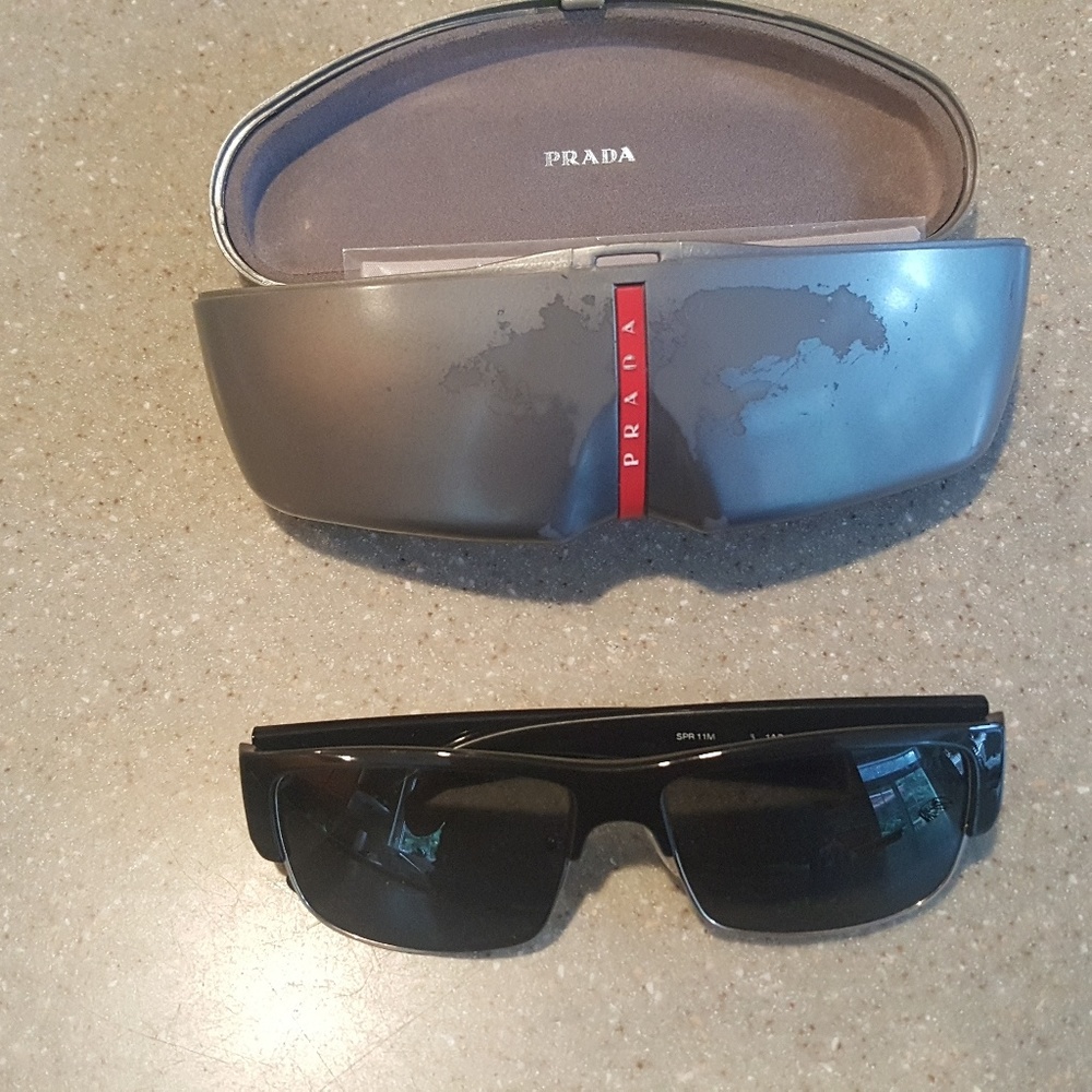Prada wayfarer sunglasses