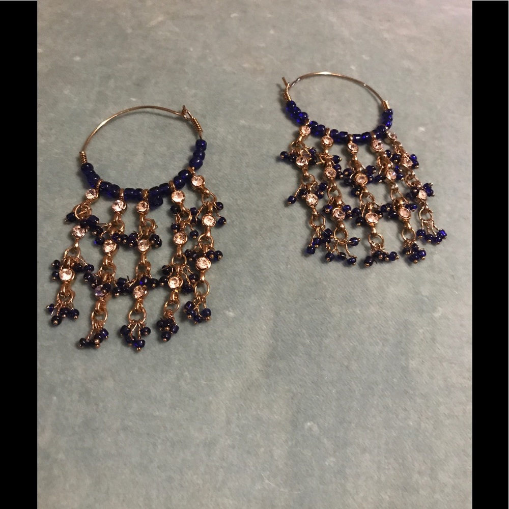 Dangle hoop