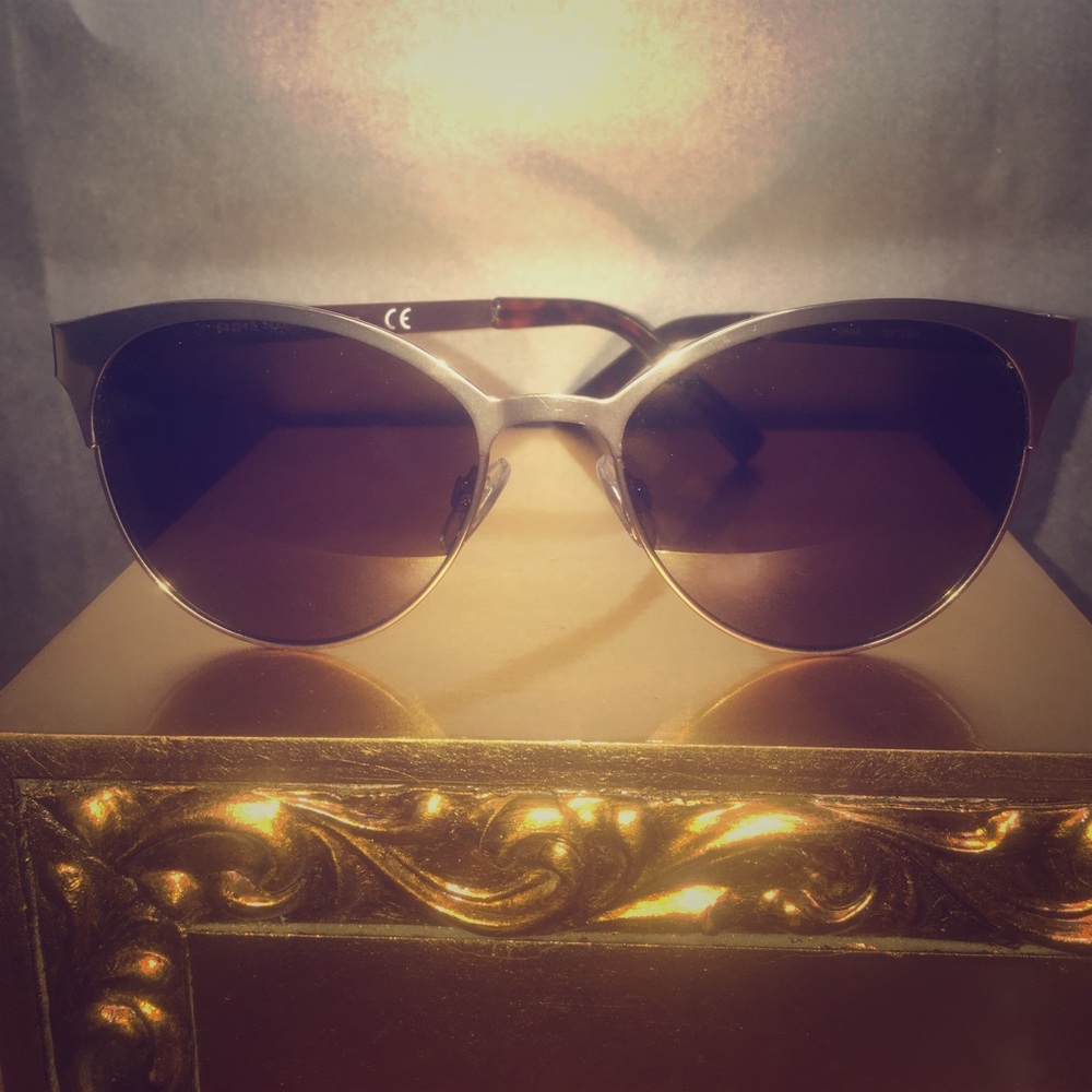 Women's sunglasses