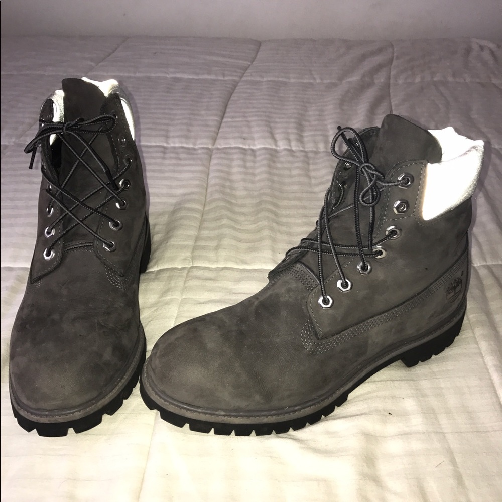 Authentic Timberland boots in reflective grey