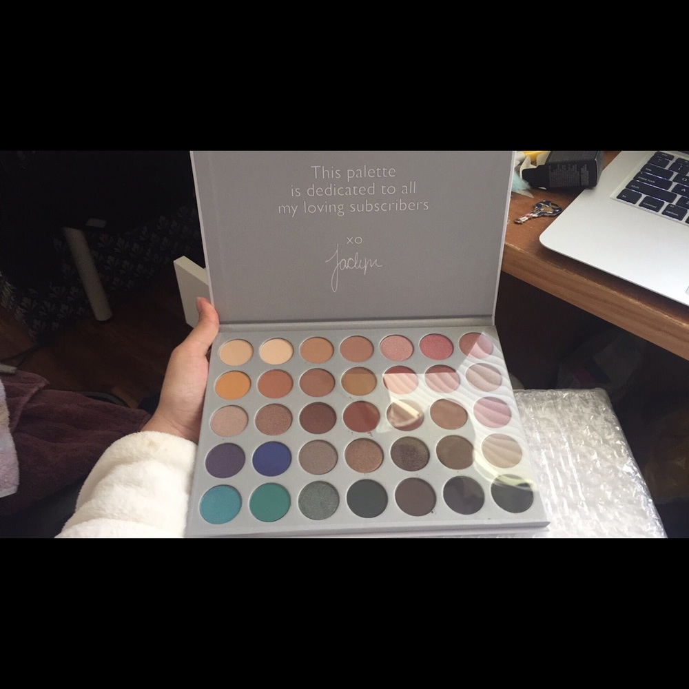 Jaclyn Hill palete