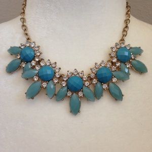 Statement necklace