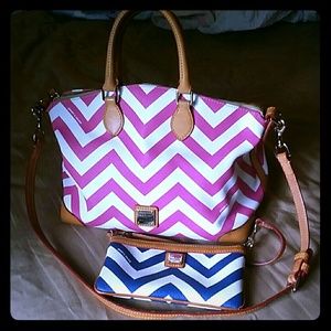 Dooney & Bourke Chevron satchel w/ wristlet