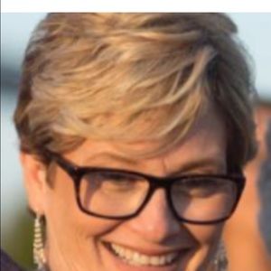 Meet your Posher, Shirley