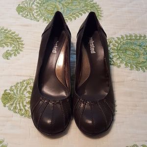 Unlisted women's brown shoes. Size 8