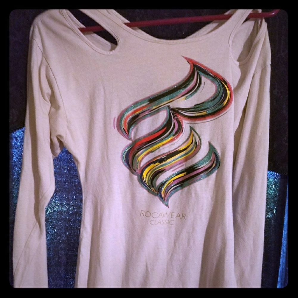 Rocawear off the shoulder long sleeve