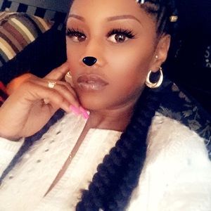 Meet your Posher, Temeka