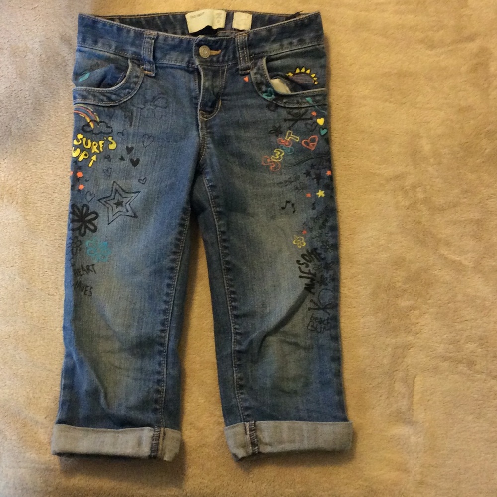 Old Navy girls denim crops - size 6