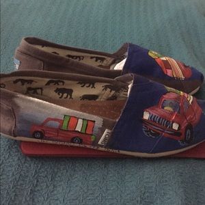 These are Tom's hand pain at tradition shoes