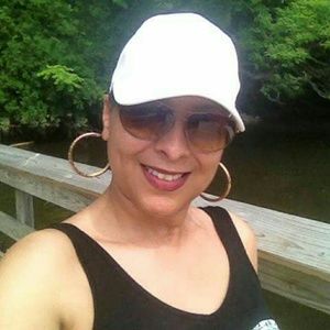 Meet your Posher, Agnes