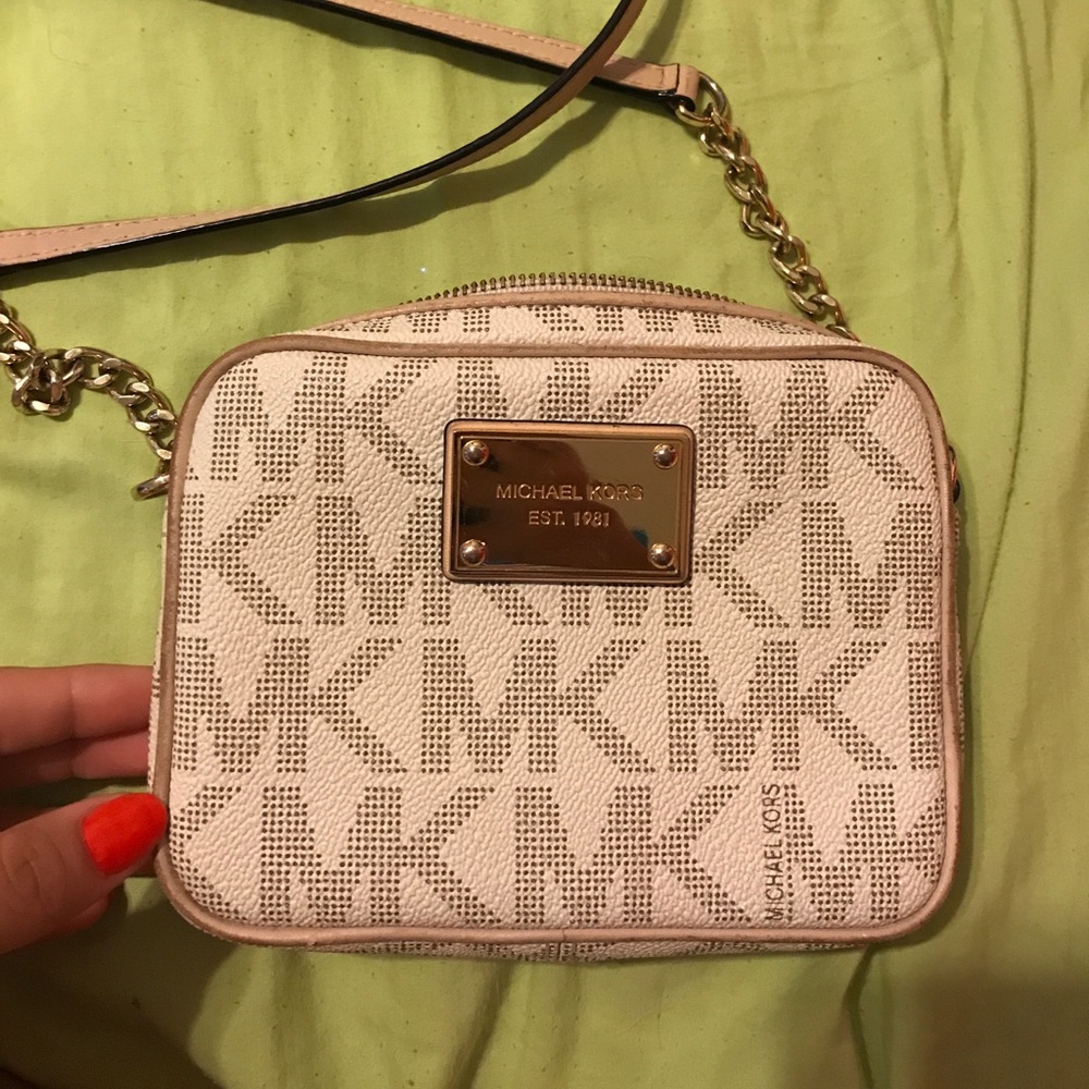 Micheal Kors Crossbody bag