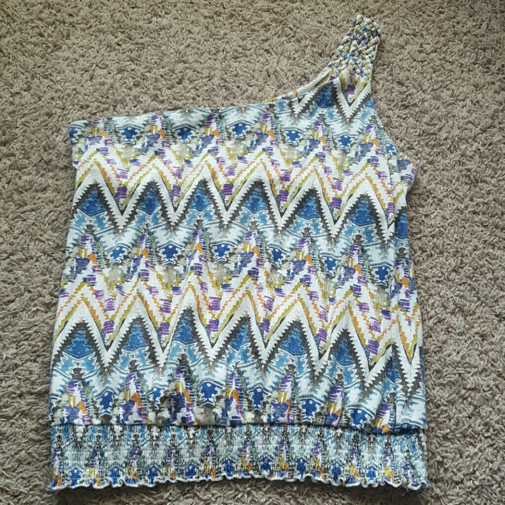 One shoulder take