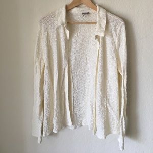 Creme button up
