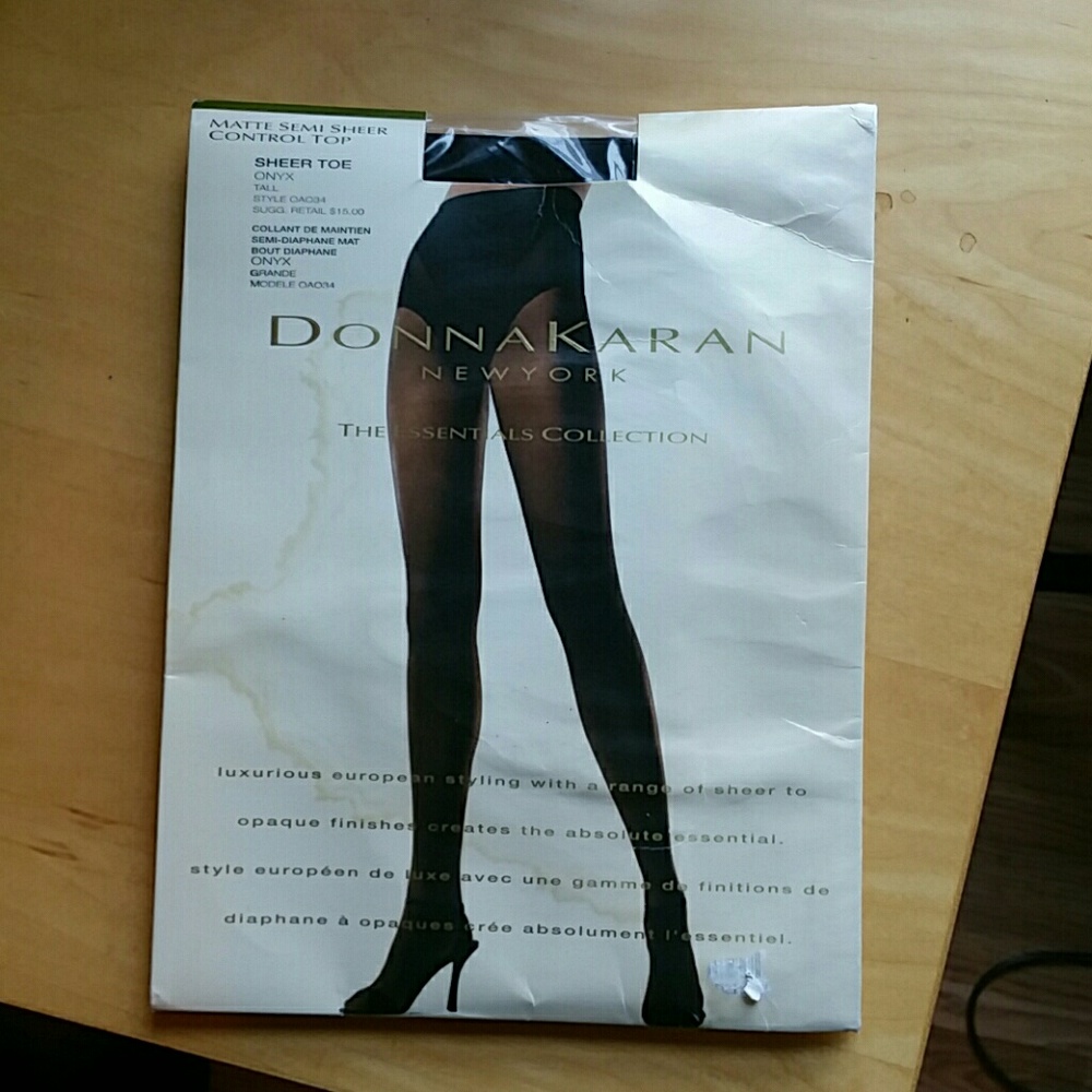 Donna Karan New York semi sheer control top hosie