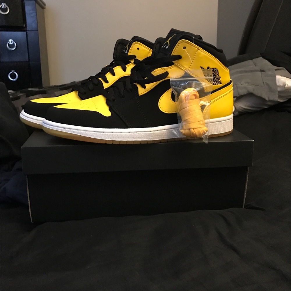 New Love Retro 1 Size 11.5