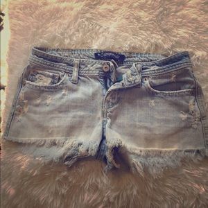 Cut off shorts