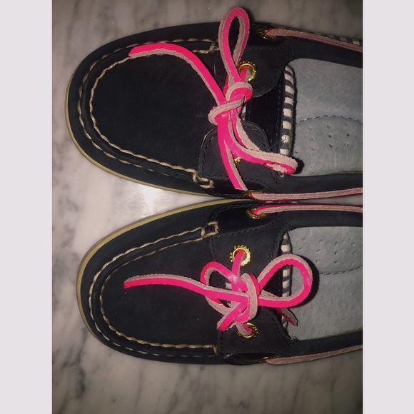 Sperry top•slider - Picture 2 of 3