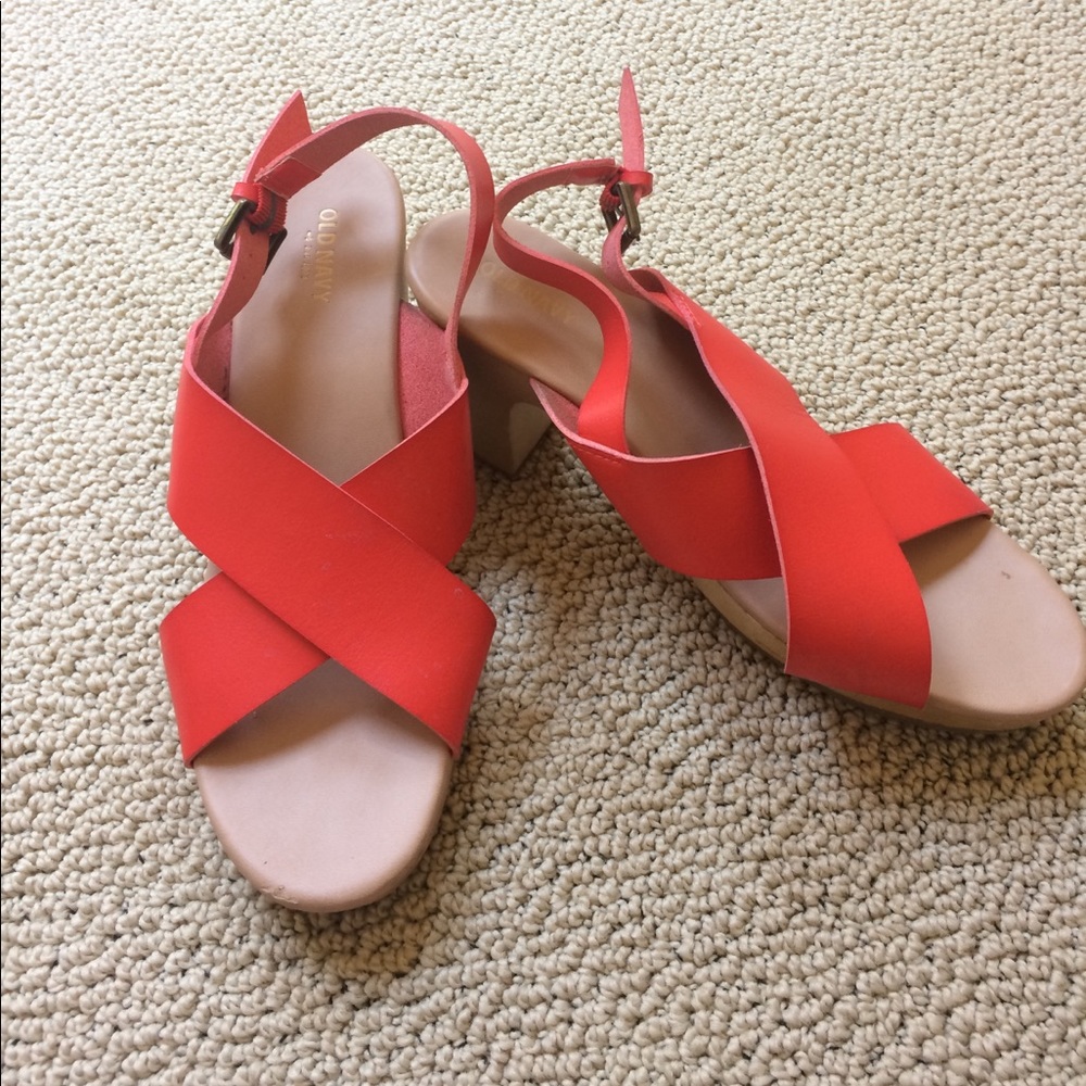 Old navy clogs