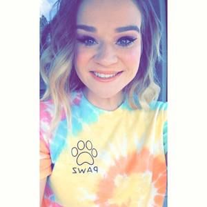 Meet your Posher, Casey