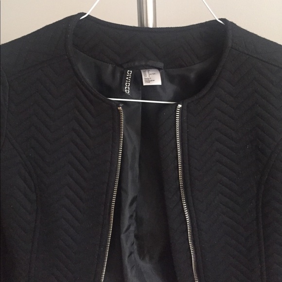H&M black jacket - Picture 2 of 6