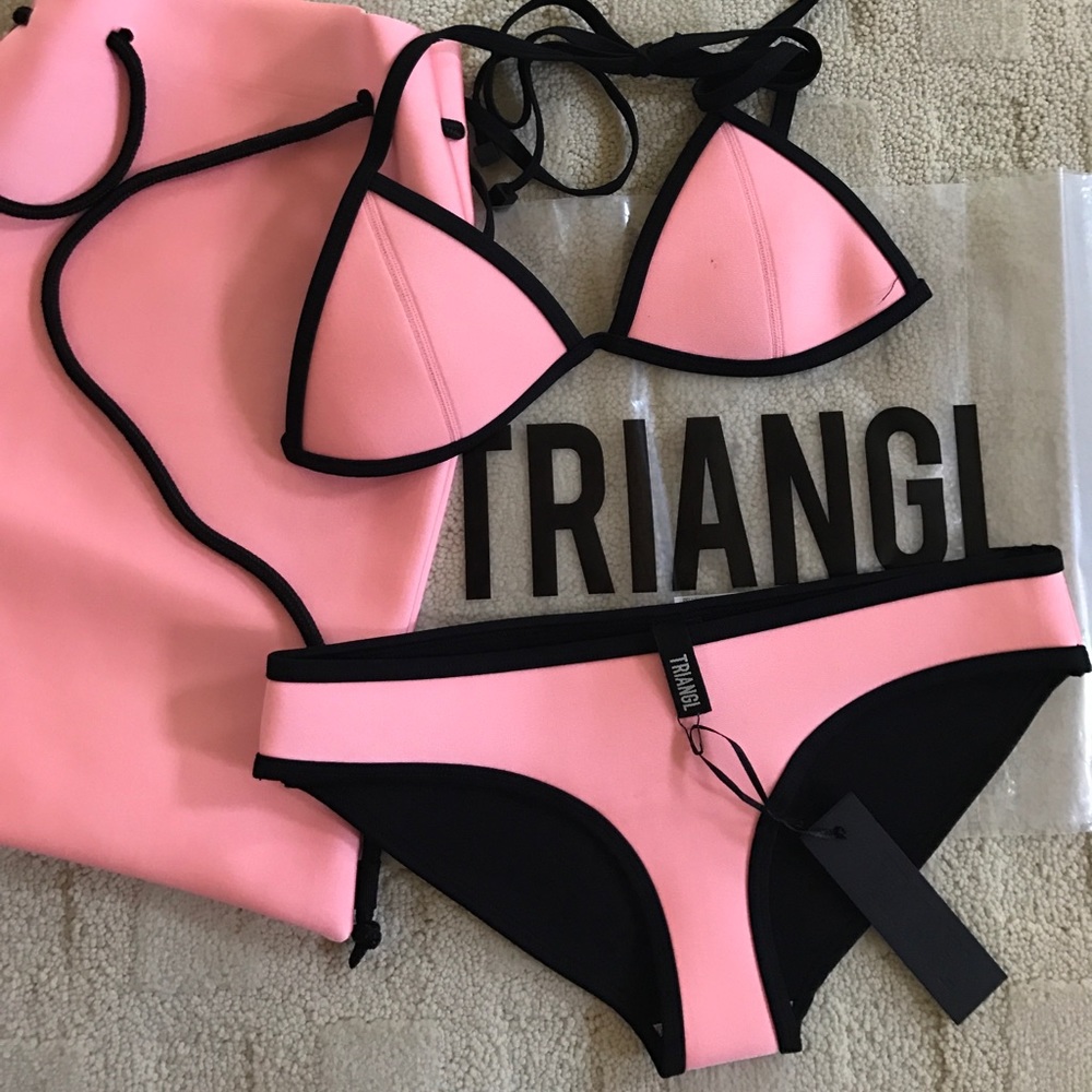 NWT Triangl Chloe bikini in California Coral
