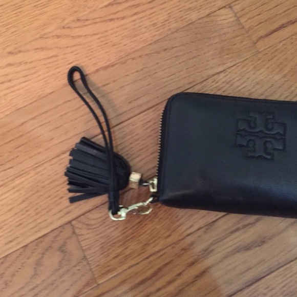 Tory Burch Wallet - Picture 2 of 4