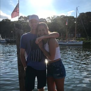 Meet your Posher, Madeline