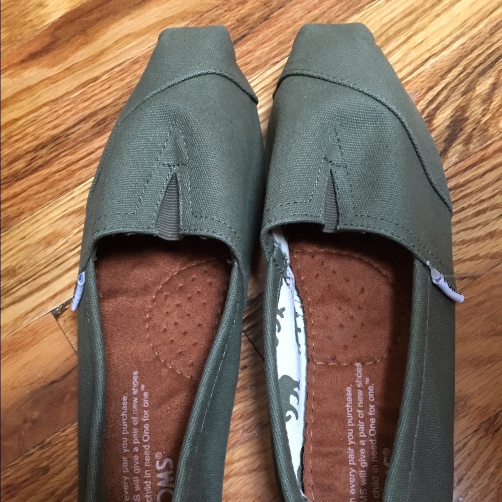 Green Toms Loafer Brand New