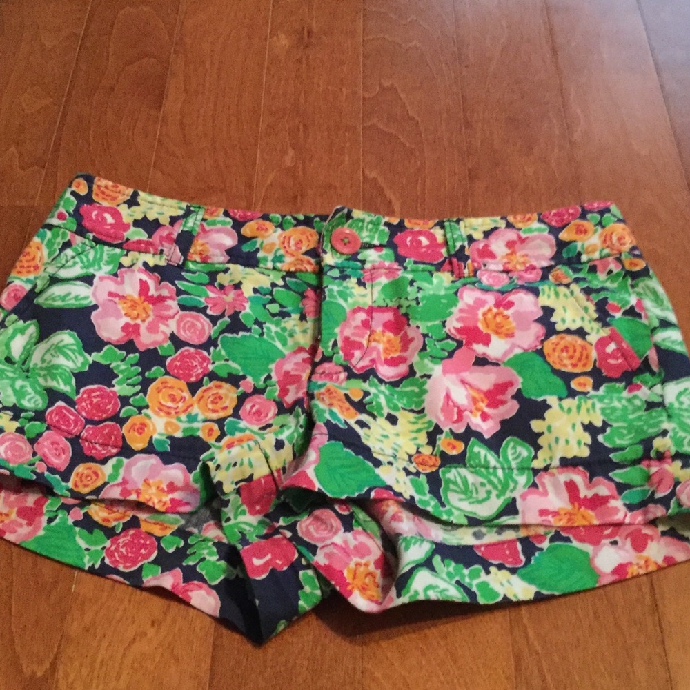 Lilly Pulitzer Getaway Garden shorts size 0
