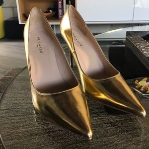 Women's gold 4" stiletto pump