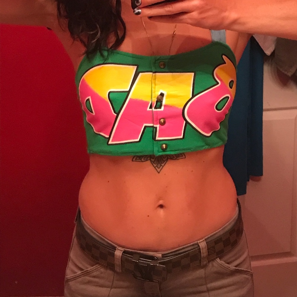 Bad crop - Picture 2 of 2