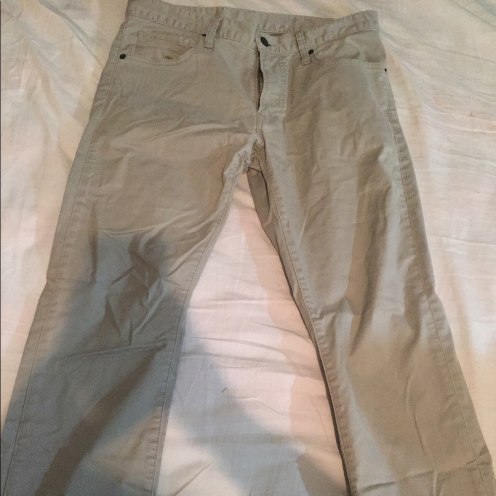Uniqlo chino pants