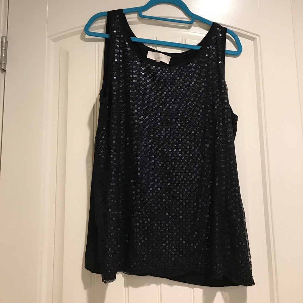 Brand new like Loft sequenced black top.