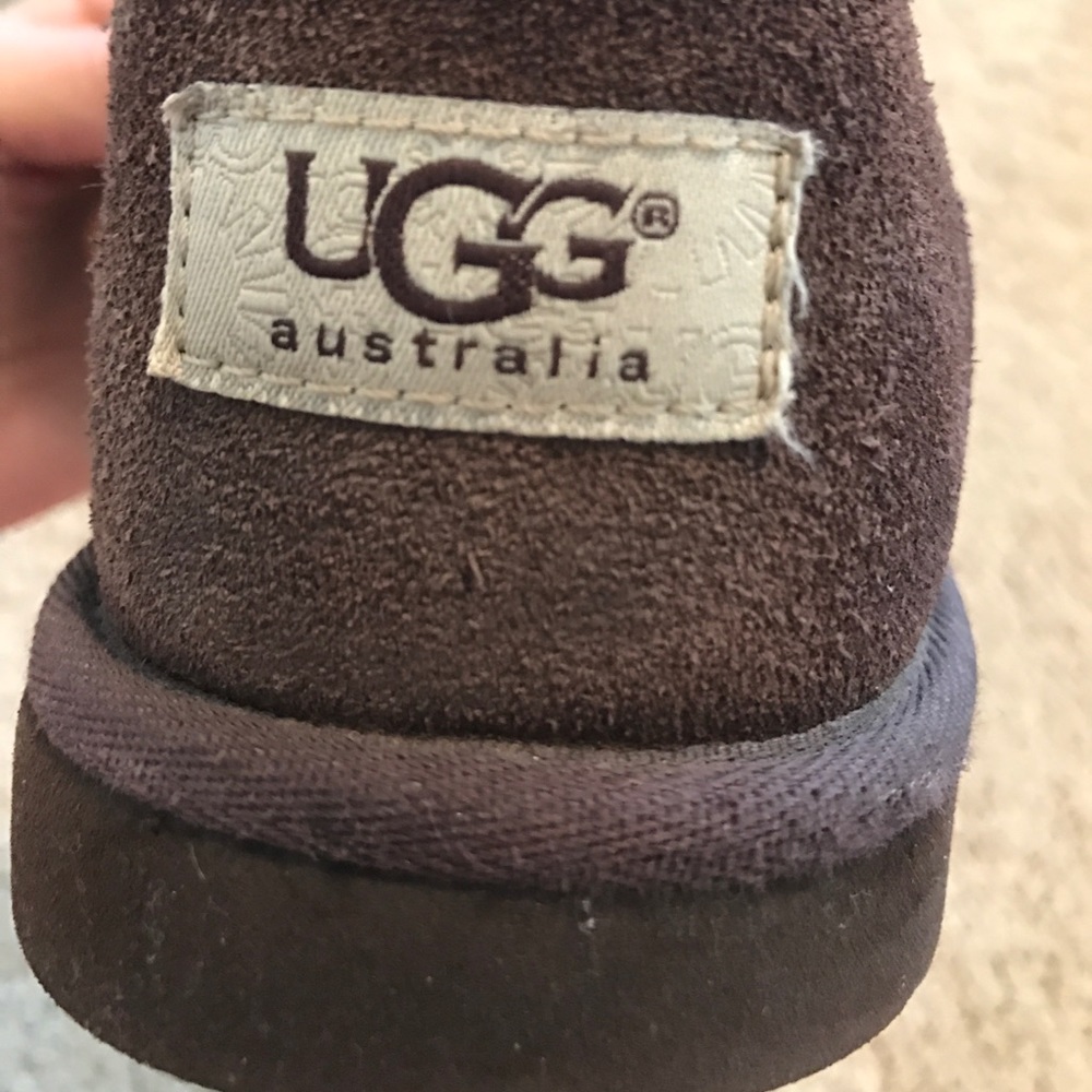 Brown uggs