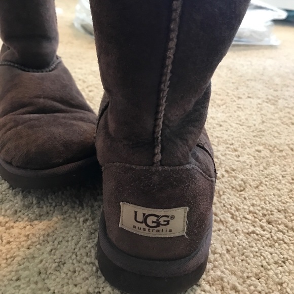 Brown uggs - Picture 2 of 3