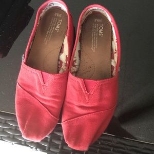 Red toms
