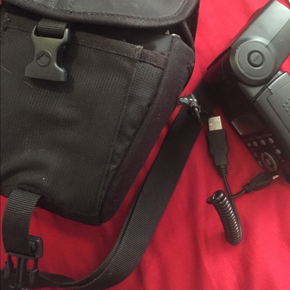 Canon EOS rebel XT - Picture 3 of 3