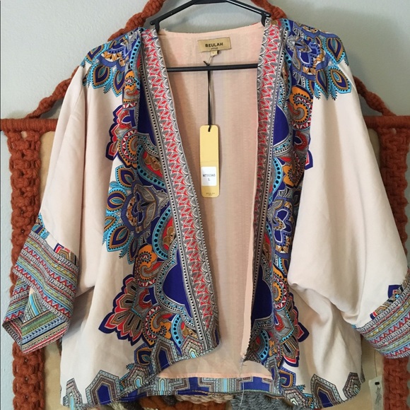 Colorful Kimono - Picture 2 of 2