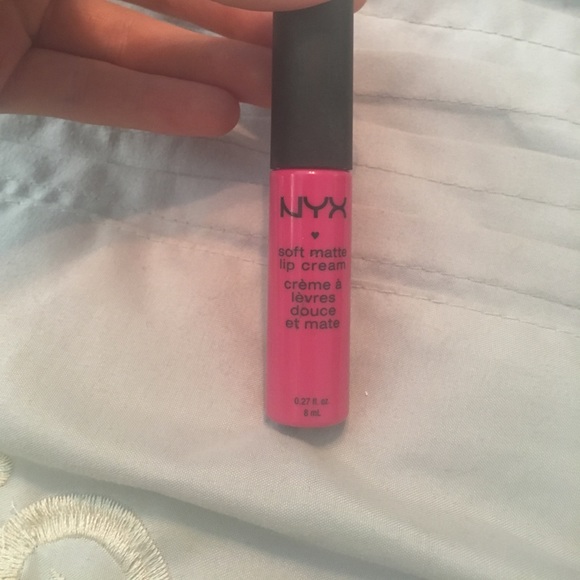 Lipstick bundle - Picture 2 of 8