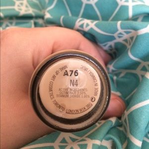 mac studio fix fluid n4