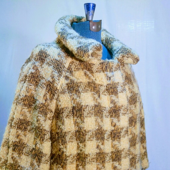 Vintage 1960s tan check wool coat - Picture 2 of 3
