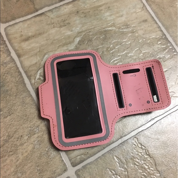 IPhone 5 Arm Workout Band - Picture 1 of 3