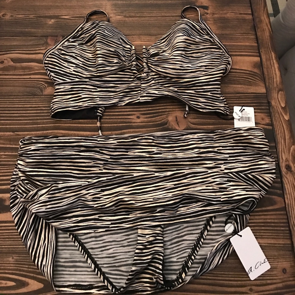 2 piece skirted swimsuit