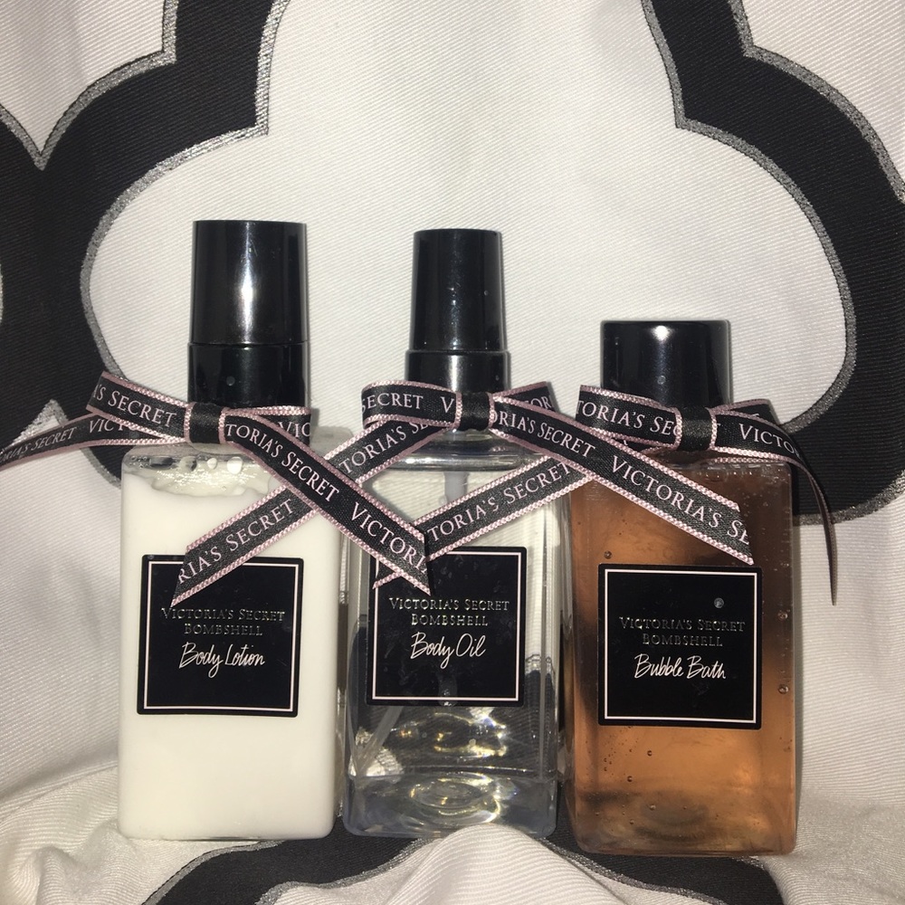 BUNDLED** victorias Secret bombshell body set