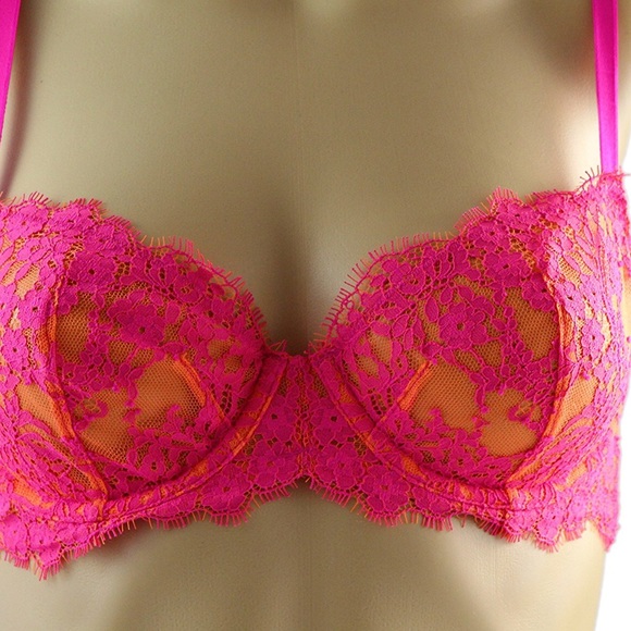 Victoria's Secret Bra Very Pink Collection New - Picture 5 of 5