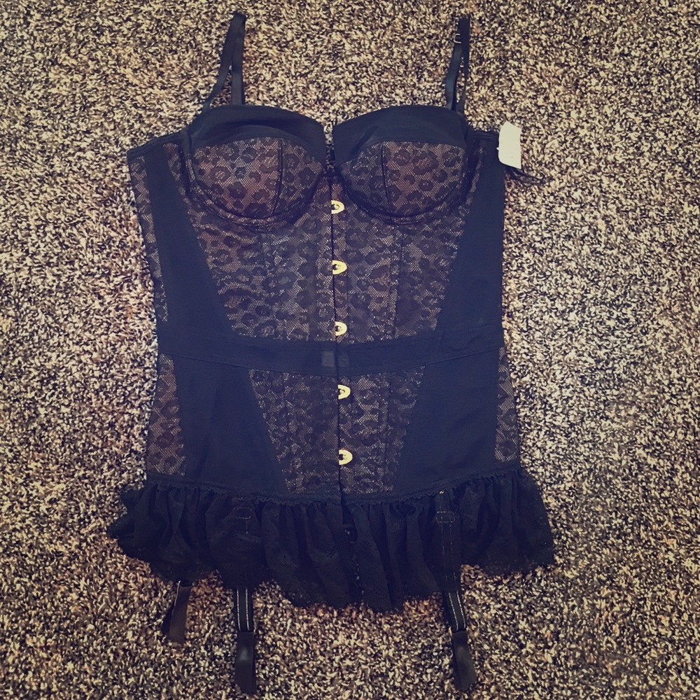 Brand-new corset