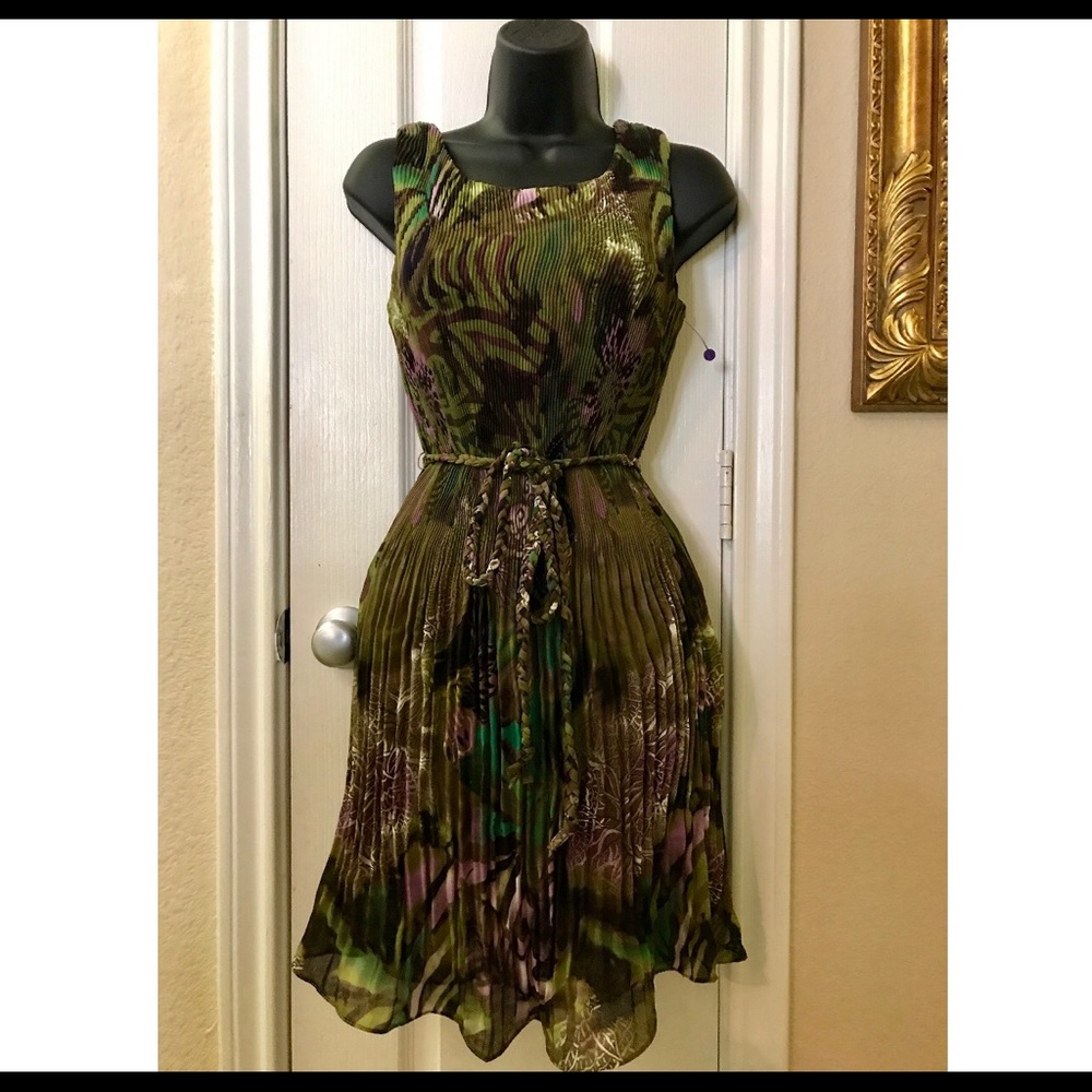 Signature By Robbie Bee dress new without tag