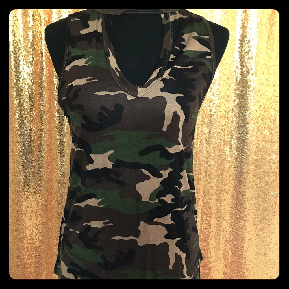 Keyhole Camo Top