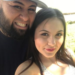 Meet your Posher, Yomaira