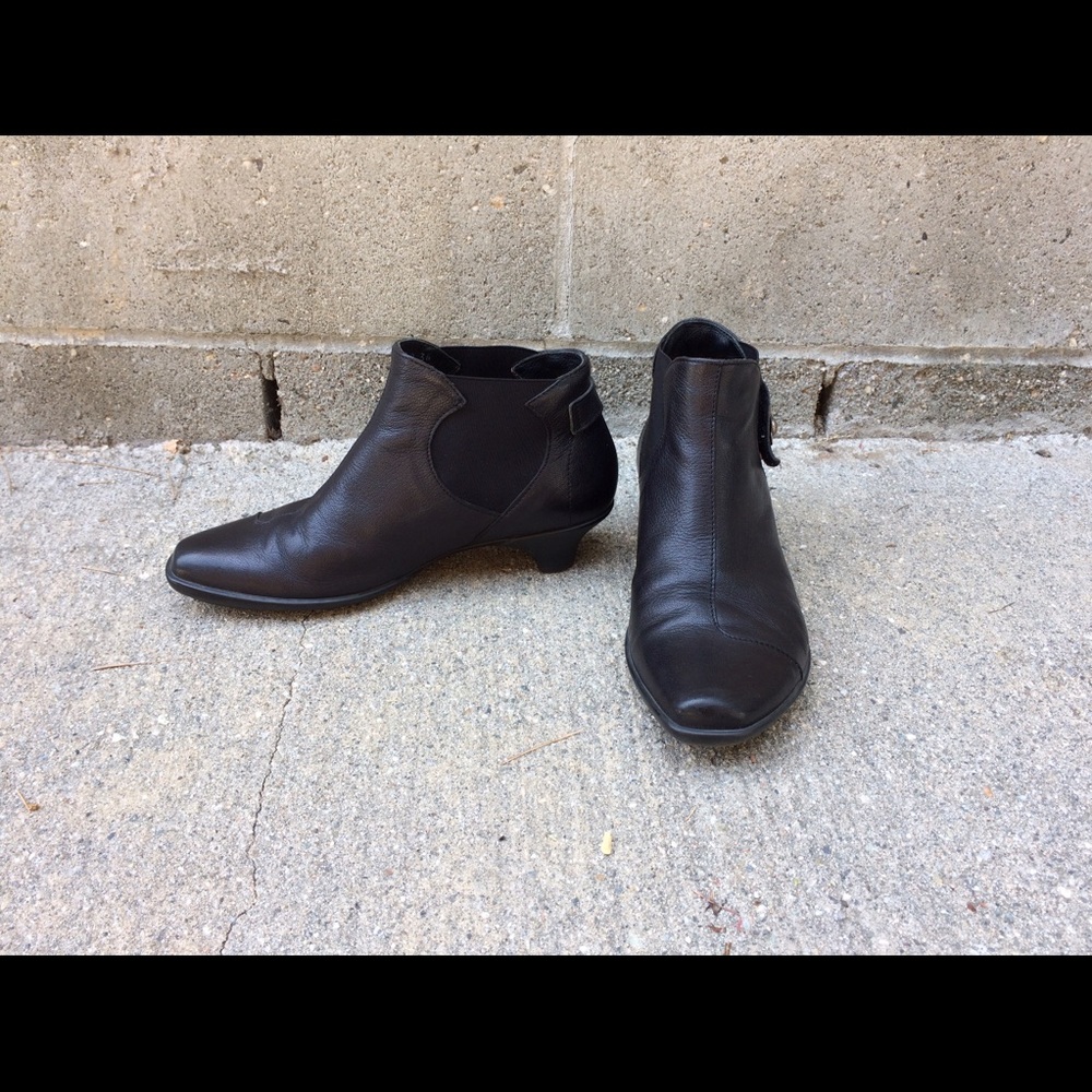 Think! Black Leather Ankle Booties